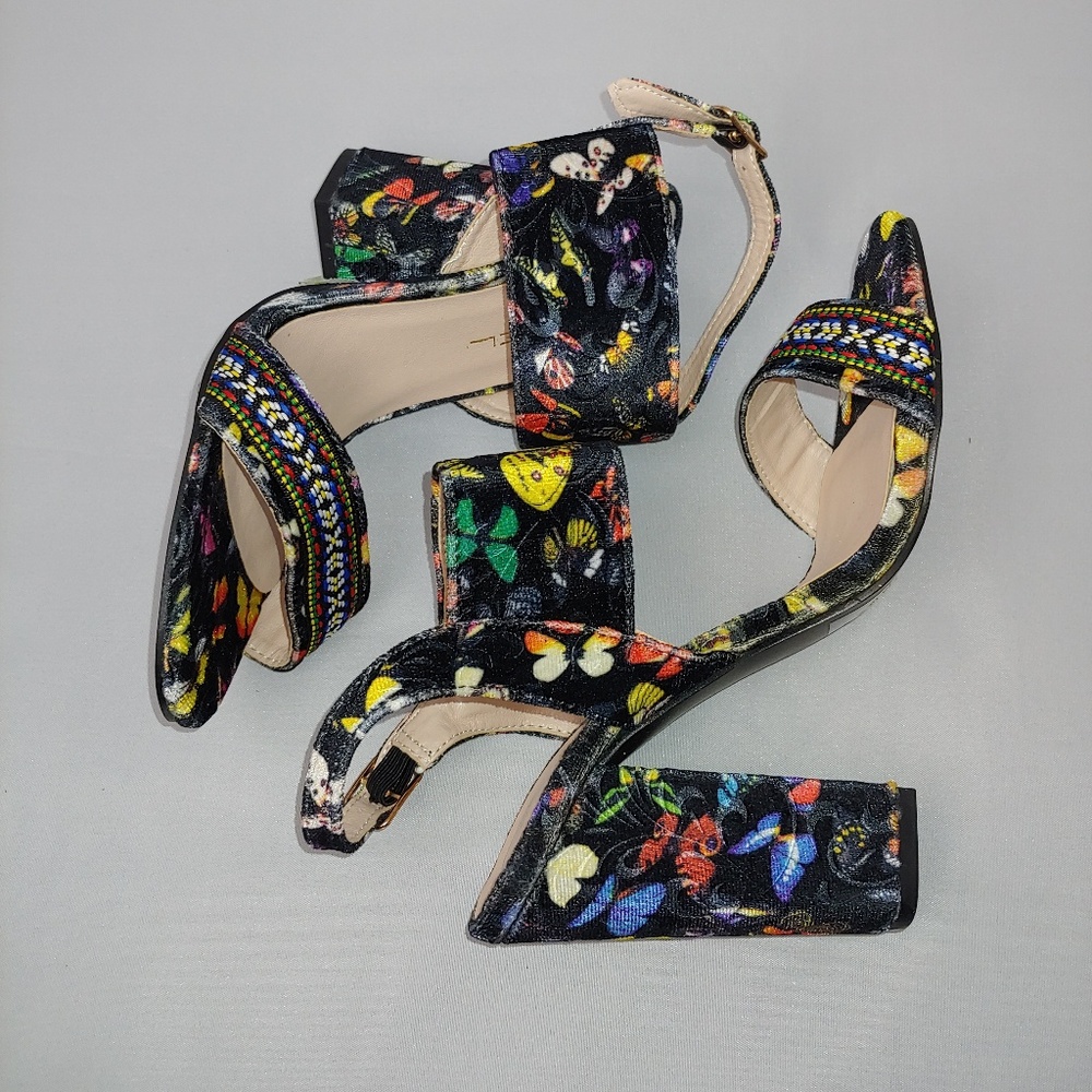 NWT Beautiful Black Tribal Butterfly Heels